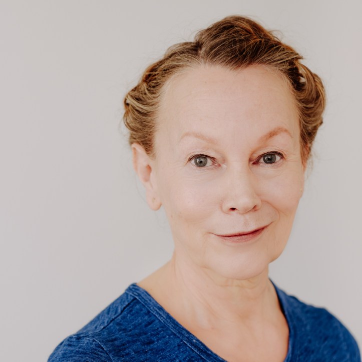 Author Kate Beaufoy, single use no fee.