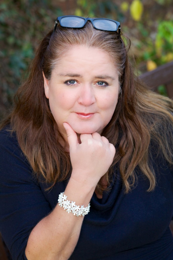 Lone Theils Author photo